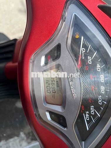 Piaggio Vespa Sprint iGet ABS Đỏ 15690 km