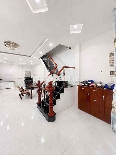 Cho thuê nhà trệt lầu 4,5x12m 02phòng sẵn 02máy lạnh  hẻm 3/2 P.Tân An