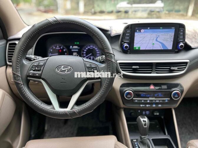 Hyundai Tucson 1.6 Turbo cao cấp 1 chủ chất xe đep