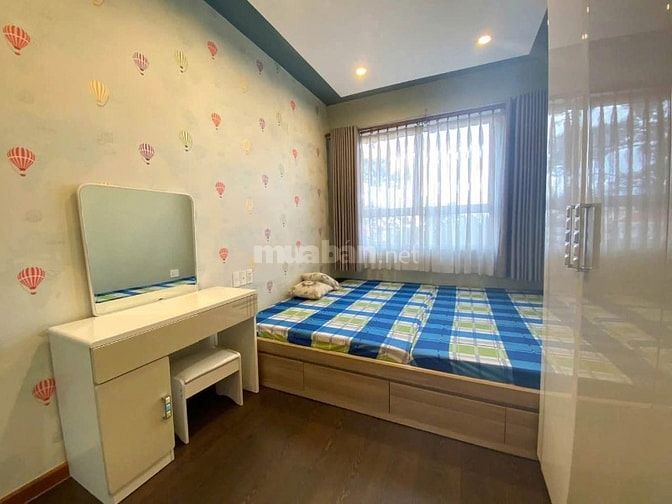 Cho thuê C/c cao cấp Resgreen Tân Phú 3PN, giá 15,5 tr/th, trống sẵn