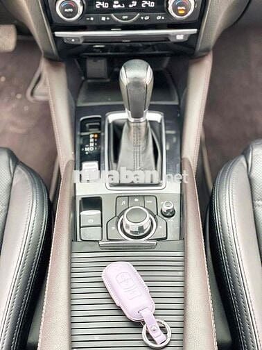 Mazda 6 2.0 Premium 2020 Trắng CỰC ĐẸP