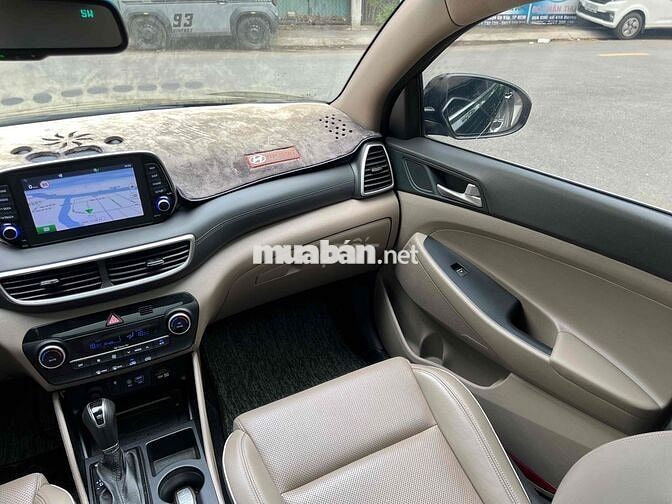 Hyundai Tucson 1.6 Turbo cao cấp 1 chủ chất xe đep
