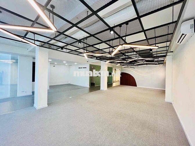 Cho thuê VP Nguyễn Xí 150m2, lót thảm, sẵn fitout, vào làm được ngay