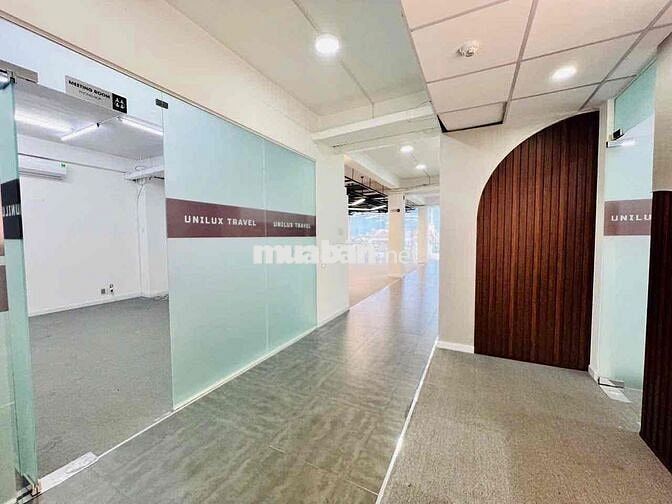 Cho thuê VP Nguyễn Xí 150m2, lót thảm, sẵn fitout, vào làm được ngay