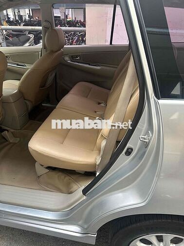 Toyota Innova 2014 7 chỗ Sàn Xăng Bạc