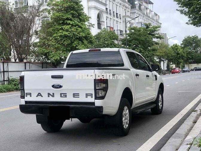 Ford Ranger XLS 2016 Tự động Trắng