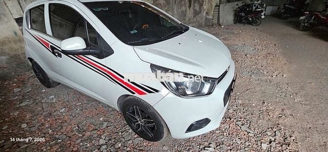 Chevrolet Spark 2018 Trắng 5 chỗ