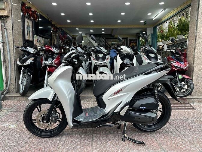 Honda SH 150i 4Val 2020 Bạc Porsche BSTP Chính Chủ