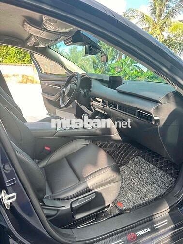 Mazda Mazda 3 Luxury Xanh đen