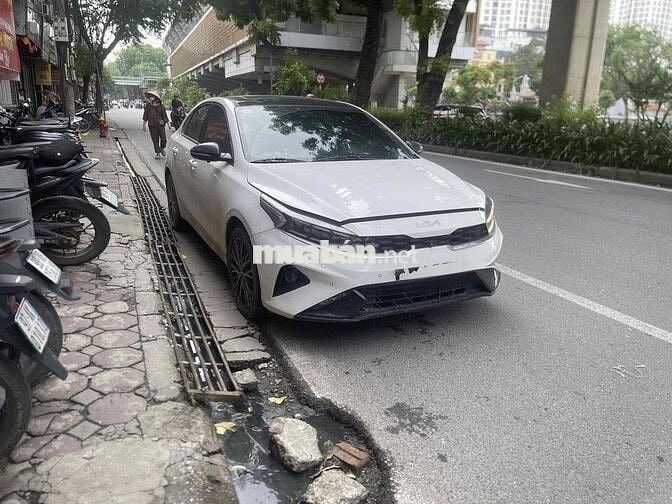 Kia K3 1.6 Premium Trắng