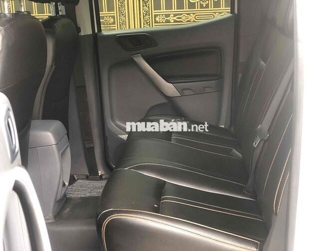 Ford Ranger XLS 2016 Tự động Trắng
