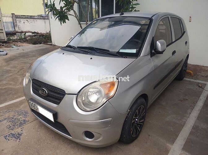 Kia Morning 2010 van số tự động màu Bạc, nhập hàn