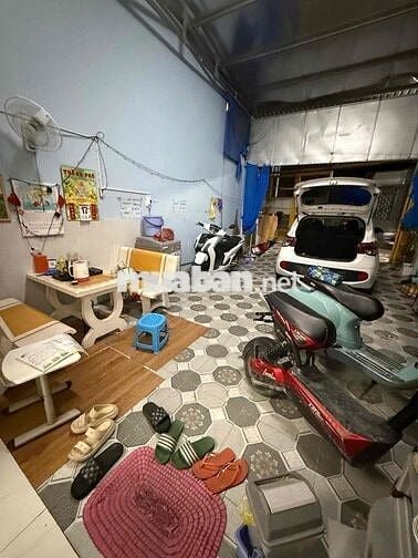 BÁN NHÀ 1 TRỆT 1 LỬNG MẶT TIỀN ĐƯỜNG LÀNG HOA BÀ BỘ
