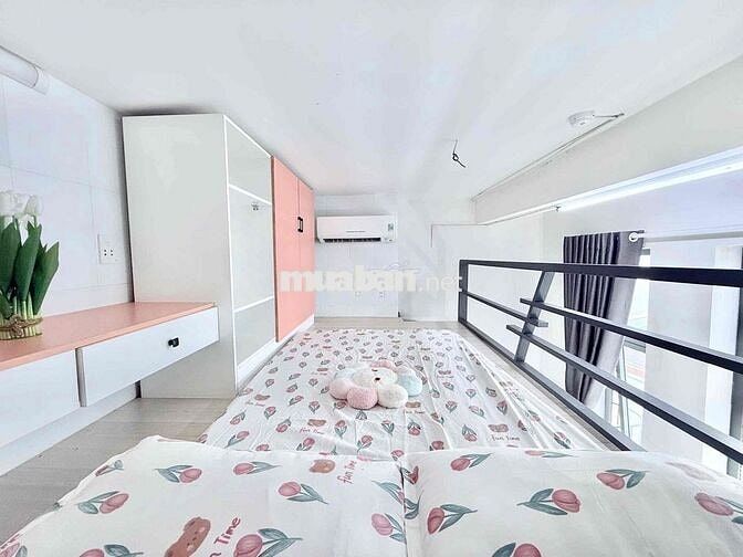 PHÒNG CÓ GÁC CỬA SỔ TRỜI SIÊU THOÁNG NGAY SÂN VẬN ĐỘNG PHÚ THỌ