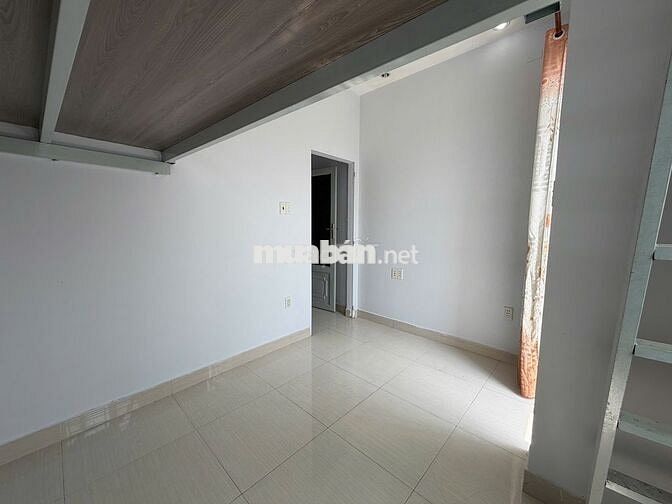 Duplex bancol cửa sổ trời thoáng sạch sẽ giá rẻ