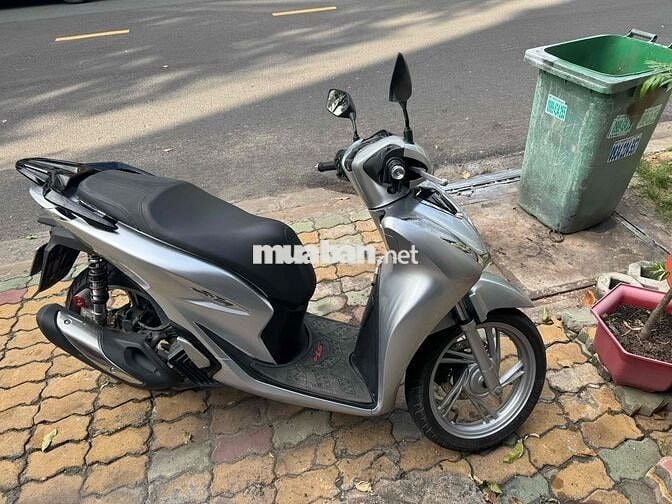 Honda SH 125 Bạc
