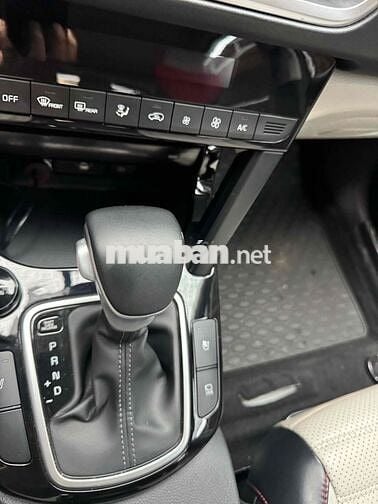 KIA Seltos 1.6 Premium 2022 25.000 km