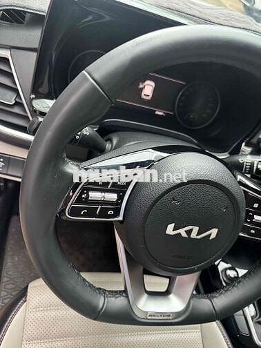 KIA Seltos 1.6 Premium 2022 25.000 km