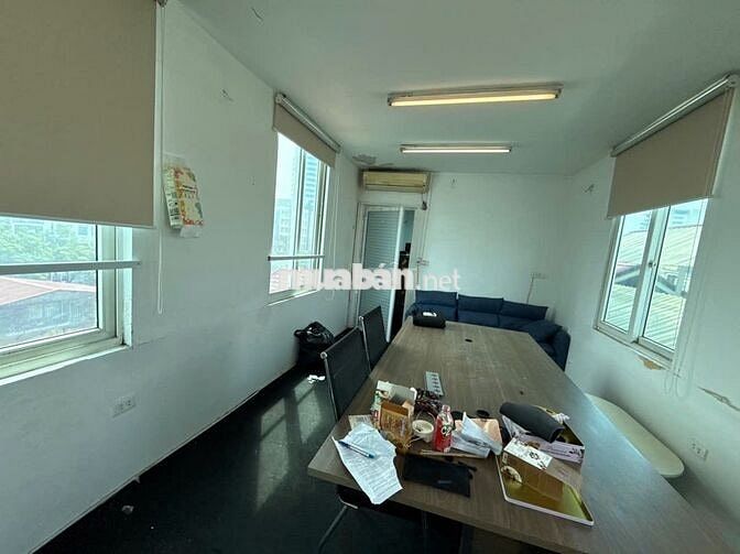 Sàn VP 14 Huỳnh Thúc Kháng - Nguyên Hồng, 40 m2, thông sàn 7 triệu