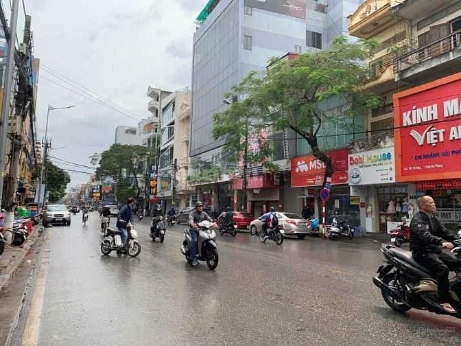 Bán nhà Mặt đường phố Tô Hiệu đoạn đẹp - Phố kinh doanh