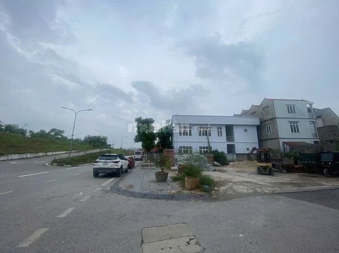 Mặt Phố Phúc Lợi – Long Biên , 133/300 M2 – Đất – M T 10.8 M  Giá 27.7