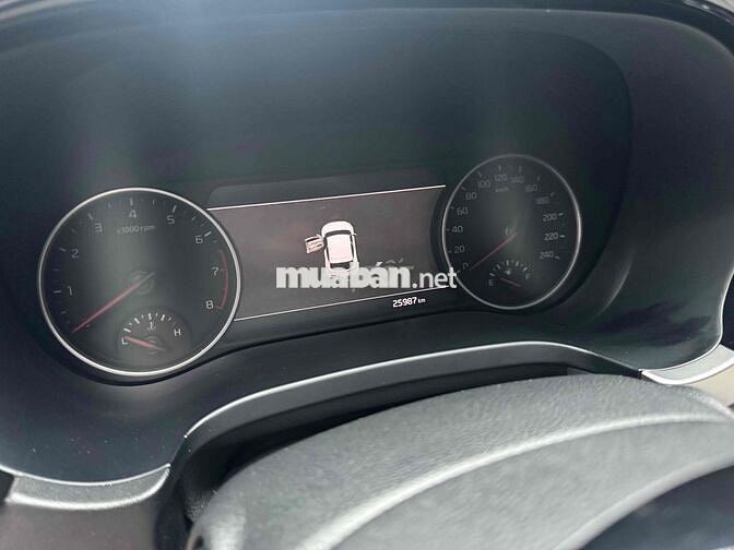 KIA Seltos 1.6 Premium 2022 25.000 km