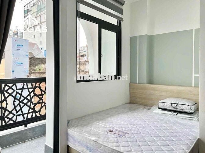 CHO THUÊ PHÒNG BAN CÔNG 30m2 THIẾT KẾ TIỆN NGHI NGAY TOÀ NHÀ VIETTLE