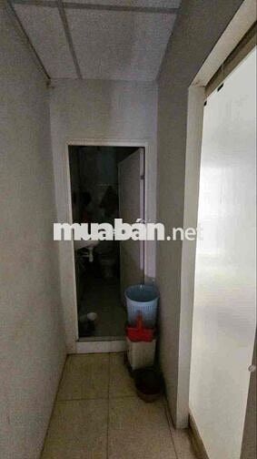 Hot, Bán gấp Nhà riêng Hoàng Văn Thụ TBình sát Sân Bay, 40m2, 2T 5ty5