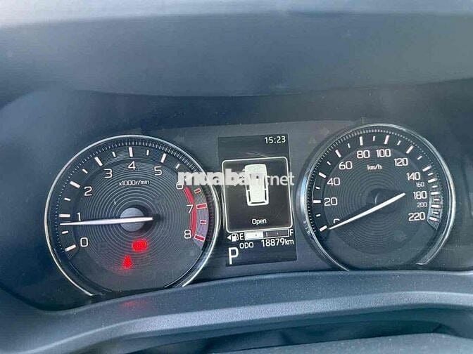 Toyota Avanza Premio 1.5CVT 2024 Trắng 17.000km