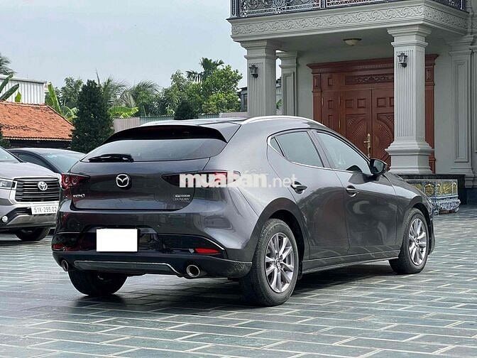 🌺🌺 Mazda 3 HB Luxury 2019 Xám