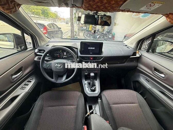 Toyota Avanza Premio 1.5CVT 2024 Trắng 17.000km
