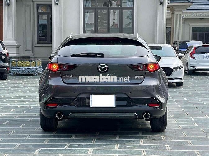 🌺🌺 Mazda 3 HB Luxury 2019 Xám