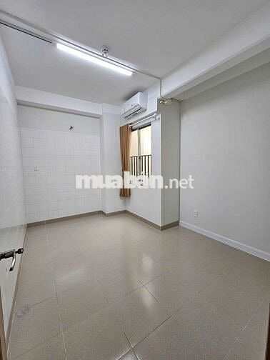 CHO THUÊ CĂN HỘ 2PN2WC - Ban công lớn - QUẬN 10 - TP.HCM**