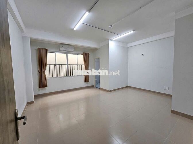 CHO THUÊ CĂN HỘ 2PN2WC - Ban công lớn - QUẬN 10 - TP.HCM**