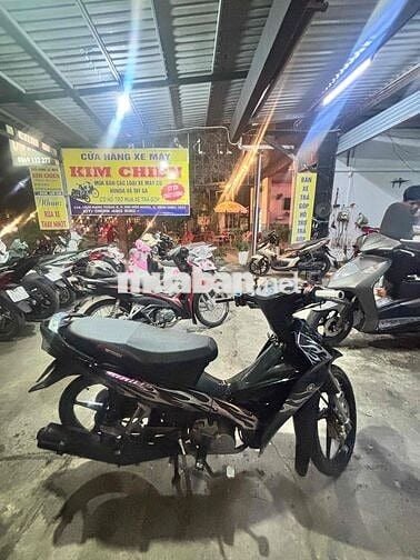 Yamaha Sirius Đen