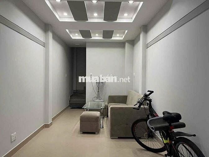 nhà nc nguyễn đình chiểu gần nguyễn thượng hiền chợ vườn chuối q3