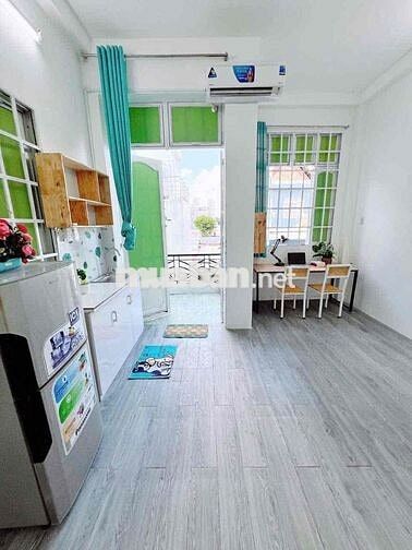 PHONG BAN CÔNG RỘNG GIÁ RẺ NGAY TRUNG TÂM QUẬN 7