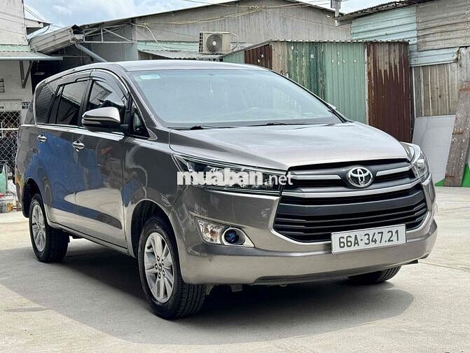 Toyota Innova E 2018 Số sàn 90.000 km còn quá đẹp