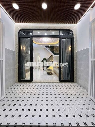 Nhà Đẹp Quận 7 - Hẻm Xe Tải gần Nhà - 4PN có Phòng Trệt - Hoàn công đủ