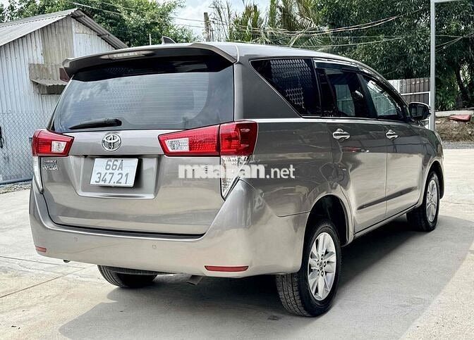 Toyota Innova E 2018 Số sàn 90.000 km còn quá đẹp