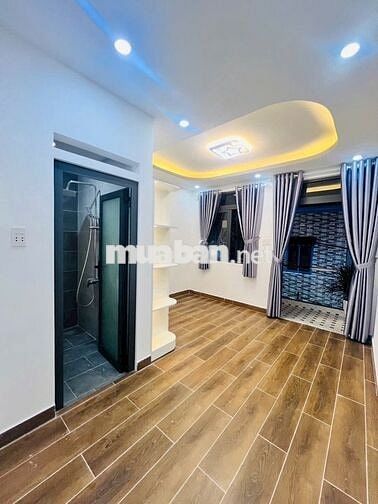 Nhà Đẹp Quận 7 - Hẻm Xe Tải gần Nhà - 4PN có Phòng Trệt - Hoàn công đủ