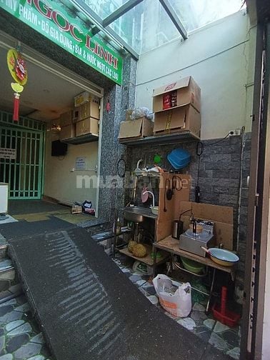MẶT BẰNG + 1 PHÒNG NGỦ Ở LẠI, MẶT TIỀN ĐOÀN VĂN BƠ, Q.4 GIÁ 5 TRIỆU
