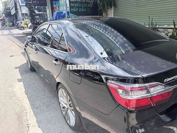 Toyota Camry 2017 Đen 90000 km