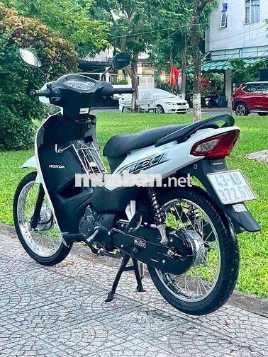 Wave alpha Trắng 2025 chạy 8000km siêu mới