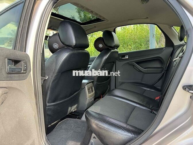 Ford Focus 2.0 S 2006 Vàng cát