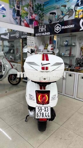 Vespa Super GTS 150cc 2021 ngay chủ mua mới