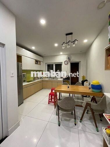 Nhà khu tên lửa đầy đủ nội thất giá rẻ 4x20 3.5 tấm 20 triệu cạnh aeon
