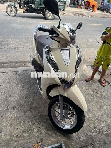 Honda Lead 2018 Smartkey màu Kem