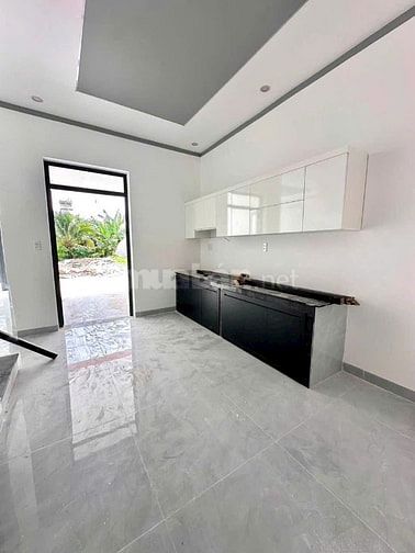800 TRIỆU SANG TÊN – Nhà Biên Hòa kiểu biệt thự diện tích hiếm 7x13