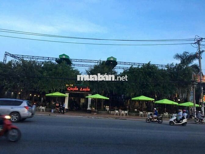 [KO CẦN KN] PHỤC VỤ QUÁN CAFE QUYẾN LUYẾN